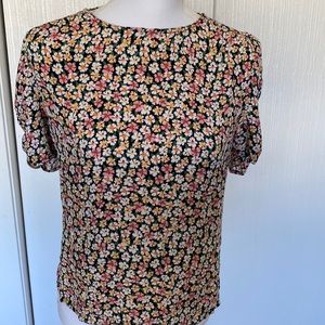 Ditsy floral top